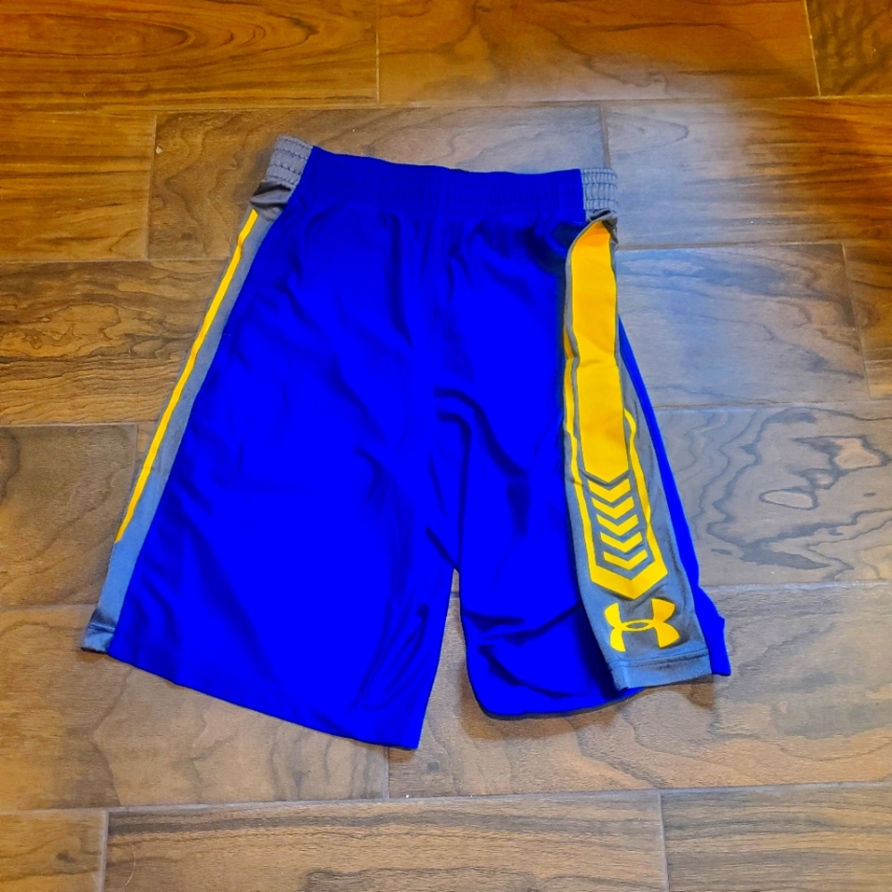 Mens Under Armour Large Blue, Gray and Yellow Shorts